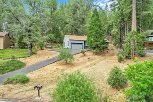 607 Dogwood Dr, Murphys, CA 95247 - Photo 2