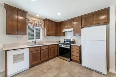West Lane #24, Stockton, CA 95210 - Photo 8