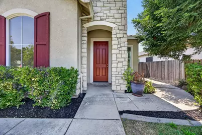 5767 Bridgecross Drive, Sacramento, CA 95835 - Photo 2