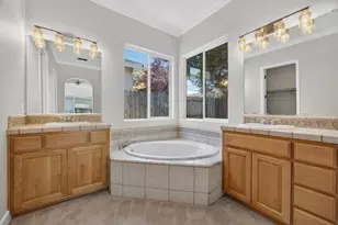 5767 Bridgecross Dr, Sacramento, CA 95835 - Photo 10