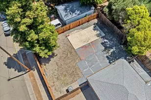 817 Oakland Ave, Roseville, CA 95678 - Photo 36
