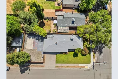 817 Oakland Avenue, Roseville, CA 95678 - Photo 38