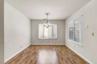 6932 Springmont Drive, Elk Grove, CA 95758 - Photo 12