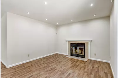 6932 Springmont Drive, Elk Grove, CA 95758 - Photo 16