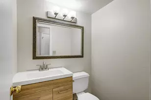 6932 Springmont Dr, Elk Grove, CA 95758 - Photo 36
