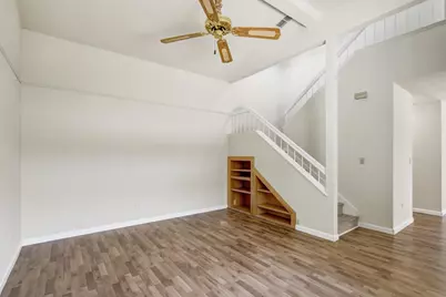 6932 Springmont Drive, Elk Grove, CA 95758 - Photo 10