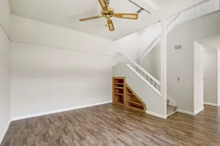 6932 Springmont Dr, Elk Grove, CA 95758 - Photo 10