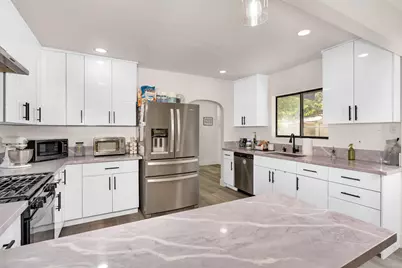 750 Collins Avenue, Fresno, CA 93706 - Photo 10