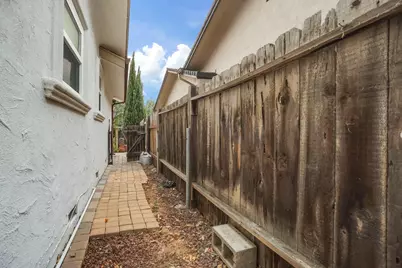1005 Dover Drive, Lodi, CA 95242 - Photo 30