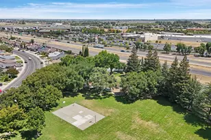 868 Cinnamon Teal Ct, Manteca, CA 95337 - Photo 42