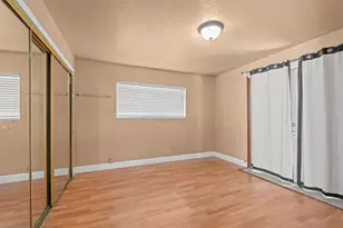 5081 Warwick Ave, Sacramento, CA 95820 - Photo 4