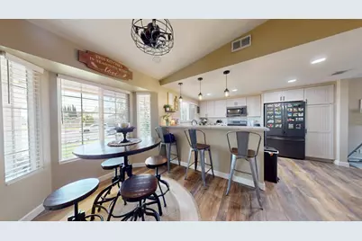 1744 Hyde Park Lane, Manteca, CA 95336 - Photo 10