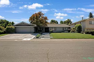6685 Arboga Wy, Sacramento, CA 95831 - Photo 2