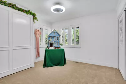 6685 Arboga Way, Sacramento, CA 95831 - Photo 10
