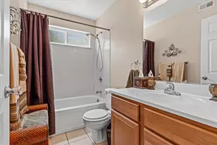 2810 Bogdan Ct, Sacramento, CA 95827 - Photo 40