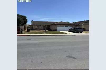 1496 Falcon, Salinas, CA 93905 - Photo 2
