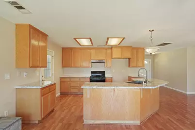 11220 N Golfview Road, Lodi, CA 95240 - Photo 16
