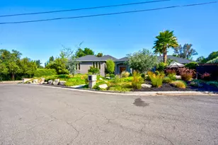 6190 Country Club Pl, Merced, CA 95301 - Photo 4
