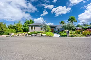 6190 Country Club Pl, Merced, CA 95301 - Photo 2