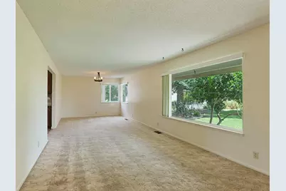 10675 E Peltier Road, Acampo, CA 95220 - Photo 14