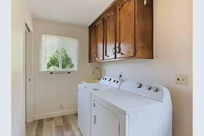 10675 E Peltier Road, Acampo, CA 95220 - Photo 28