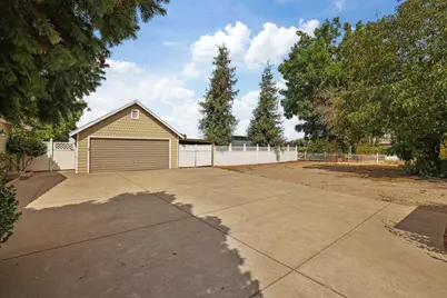 10675 E Peltier Road, Acampo, CA 95220 - Photo 6