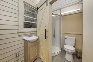 625 W Poplar St, Stockton, CA 95203 - Photo 30