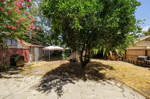 625 W Poplar St, Stockton, CA 95203 - Photo 30