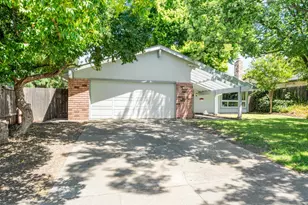7040 Ellsworth Cir, Fair Oaks, CA 95628 - Photo 2