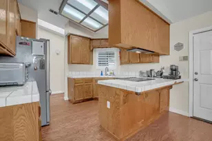 2504 Crosswood Way, Modesto, CA 95355 - Photo 10