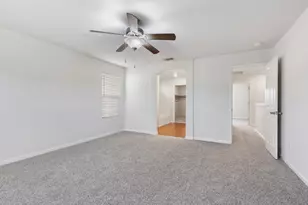 8167 Weeping Willow Ln, Sacramento, CA 95828 - Photo 18