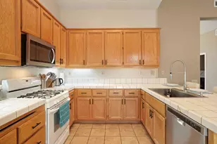 117 Sterling Oak Dr, Galt, CA 95632 - Photo 16