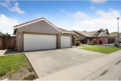 117 Sterling Oak Drive, Galt, CA 95632 - Photo 4