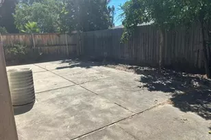 8758 Lemas Rd, Sacramento, CA 95828 - Photo 16