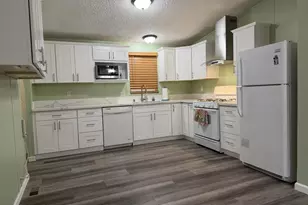 Brookdale Dr, Sacramento, CA 95834 - Photo 8