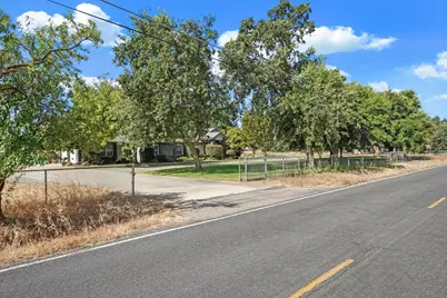 3106 E Calimyrna Road, Acampo, CA 95220 - Photo 44