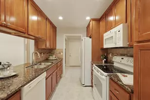 2021 Cedar Ridge Dr, Stockton, CA 95207 - Photo 16