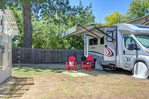 574 Peach Ln, Newcastle, CA 95658 - Photo 56