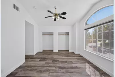 8936 Sheldon Creek Drive, Elk Grove, CA 95624 - Photo 28