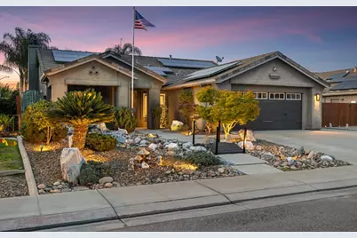 2318 California Street, Escalon, CA 95320 - Photo 2