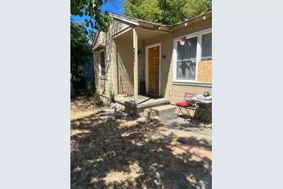 3801 35th Street, Sacramento, CA 95820 - Photo 8