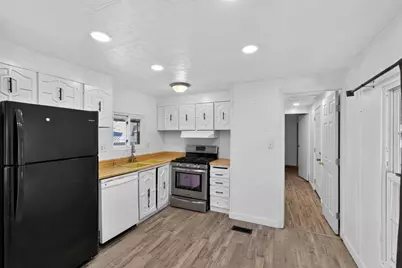 Prescott Road #243, Modesto, CA 95350 - Photo 14