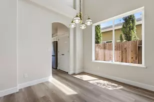 2700 Screech Owl Way, Sacramento, CA 95834 - Photo 20