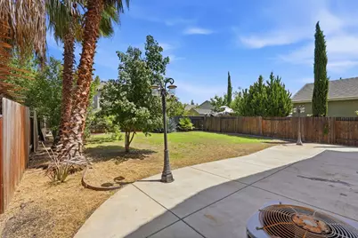 2700 Screech Owl Way, Sacramento, CA 95834 - Photo 46