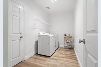 2700 Screech Owl Way, Sacramento, CA 95834 - Photo 40