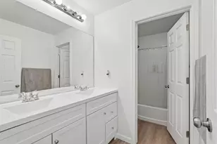 2700 Screech Owl Way, Sacramento, CA 95834 - Photo 30