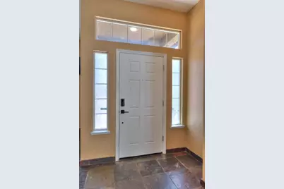 6801 Varni Way, Hughson, CA 95326 - Photo 12