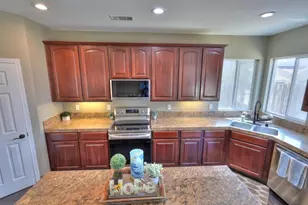 6801 Varni Way, Hughson, CA 95326 - Photo 18