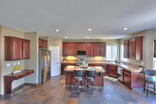 6801 Varni Way, Hughson, CA 95326 - Photo 2