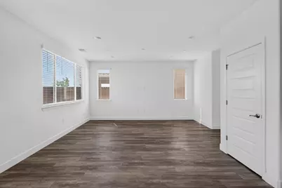 1025 Sierra Morena Way, Roseville, CA 95747 - Photo 10